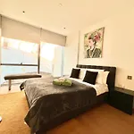 O2 Arena 2Bedroom Flat, London 05